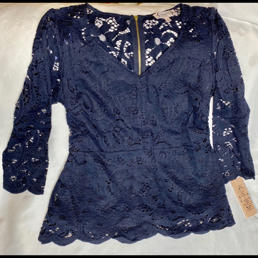 NANETTE lepore Lace V-Neck Scalloped Top Size S